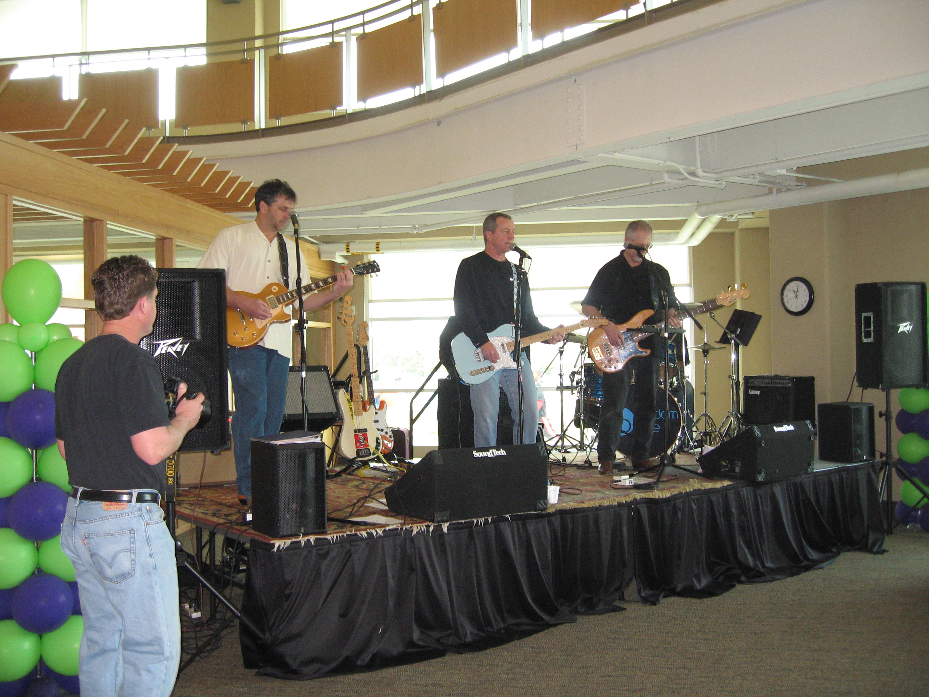 10.03.06 blk prty pics 031